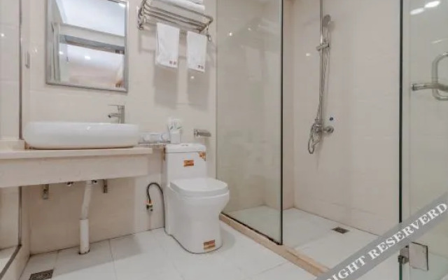 Mercure Chongqing Business Hotel