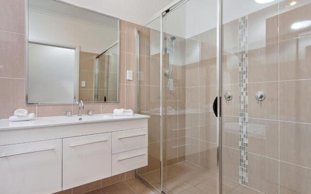 The Elements East - Jindabyne