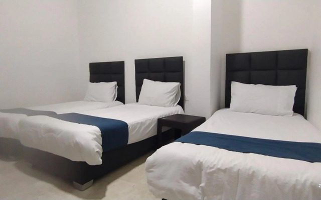 Happy Beach For Studio Apartments