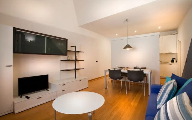 Verona For Rent Blu Theater