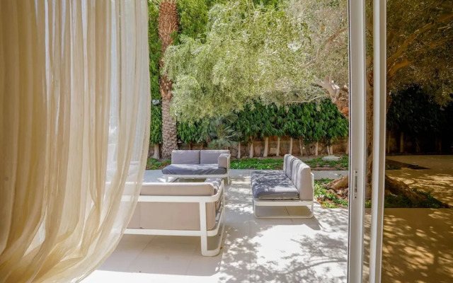 YalaRent Olive Tree Villa with Private Pool