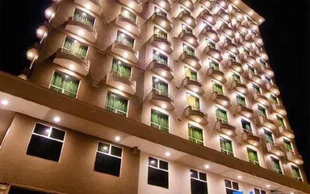 LA Hotel
