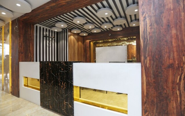 Hotel Samrat BY OYO Rooms