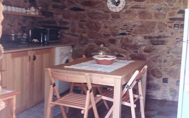 Villa With 2 Bedrooms in Montes da Senhora, With Wonderful Mountain Vi