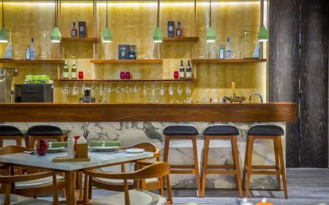 Howard Johnson Riverview Hotel Guangzhou