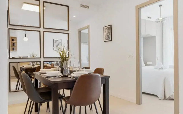 Sunny Getaway With Pool in Marbella - Ref M54