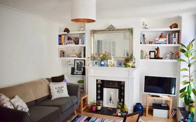 Cosy 1 Bedroom Basement Flat In Hove