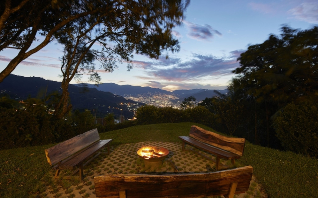 Deluxe Casa Tulkana Mountain Villa Roman