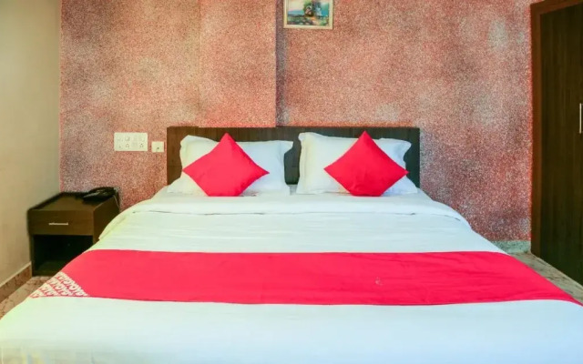 Mother Palace by OYO Rooms