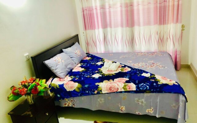 Family Ties GUEST INN