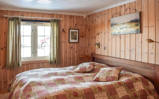 Beautiful Home in Røn With 3 Bedrooms