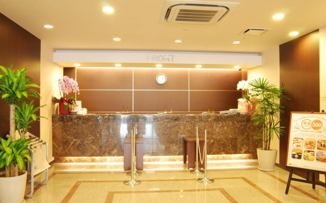 Hotel Route-Inn Yokohama Bashamichi