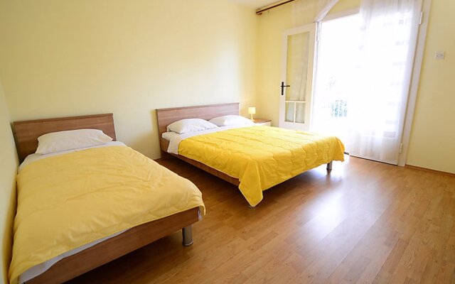 Apartment Franjo Montmorillon