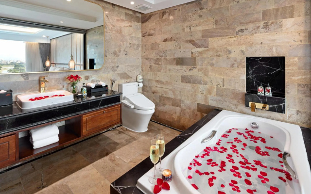 Ravatel Luxury Hotel Bac Giang – Bathroom – Bac Giang