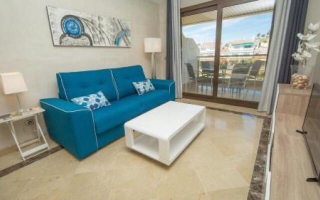 Marina Del Castillo 126