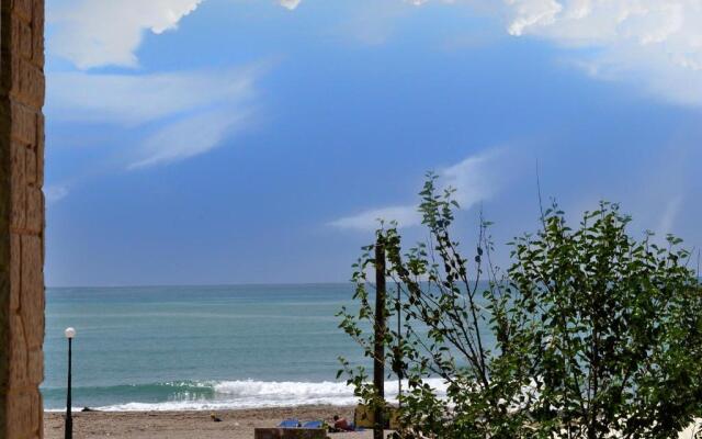 Caramela Beach House