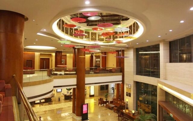 Gold Riverside Hotel
