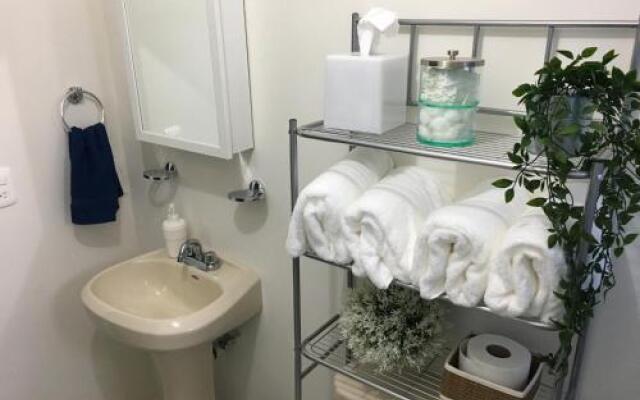Fantastic & Cozy #3: Condo Close To the Beach