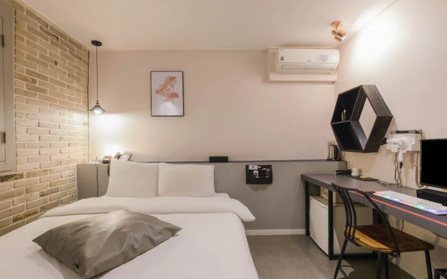 Stay Inn Hotel