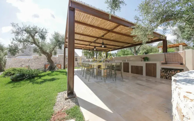 TD Trulli Amabilia Design Luxury Trulli w Pool