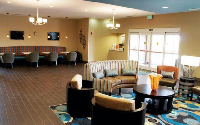 La Quinta Inn & Suites Clinton