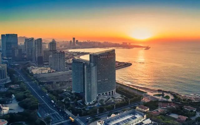 Qingdao Haiyi Sailing Hotel