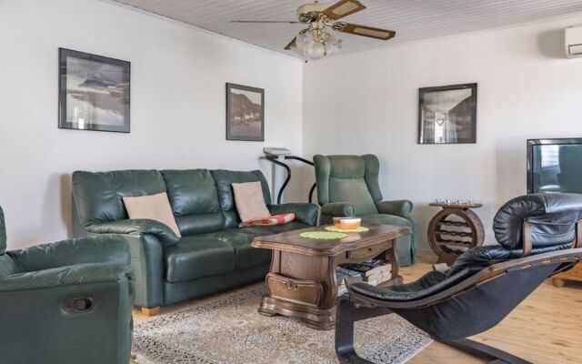 Holiday Home Uskeboda (VML215)