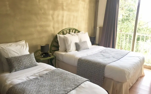Hotel La Fontaine Du Peyron