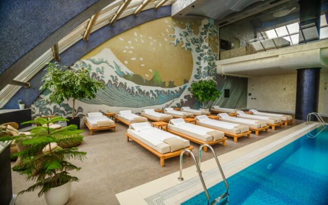 Green City Resort