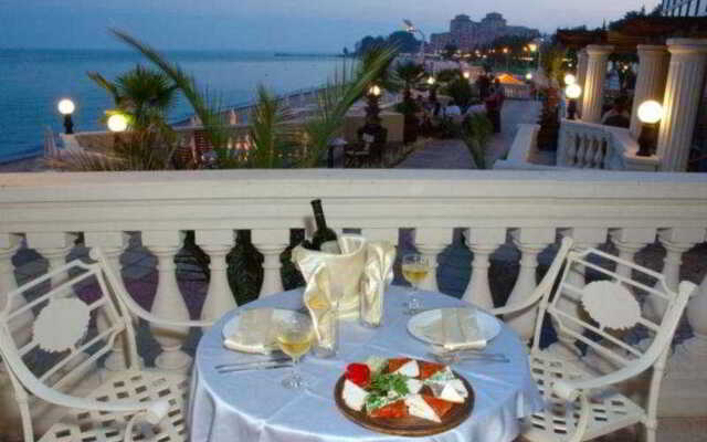 Royal Bay Hotel – All Inclusive