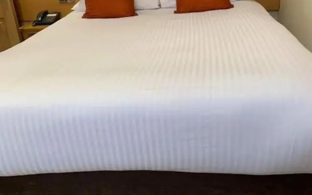 Victoria Hotel