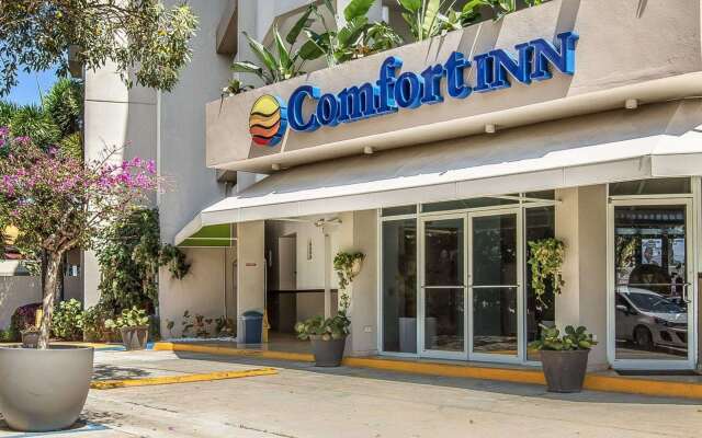 Comfort Inn & Suites Levittown