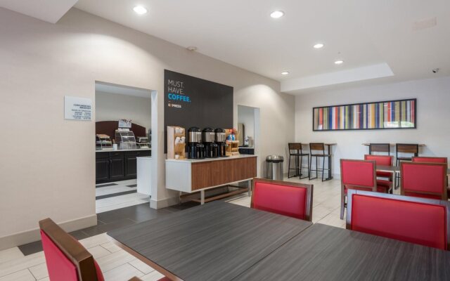 Holiday Inn Express & Suites Lagrange I-85 by IHG