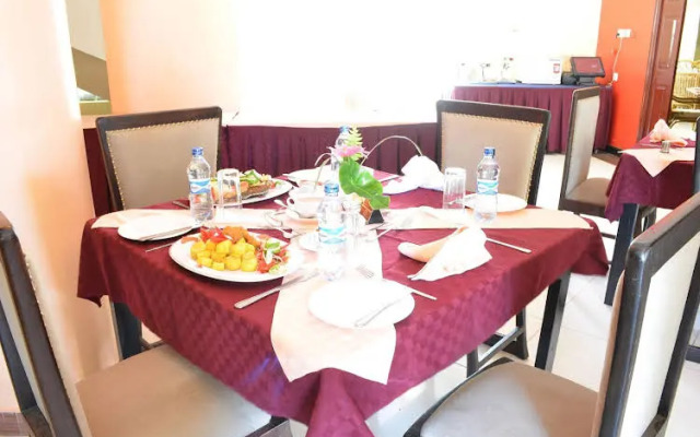 Royal City Garden Hotel