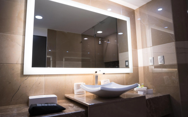 Holiday Inn Queretaro Zona Diamante by IHG