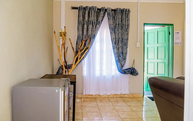 Abenab Lodge & Tours CC