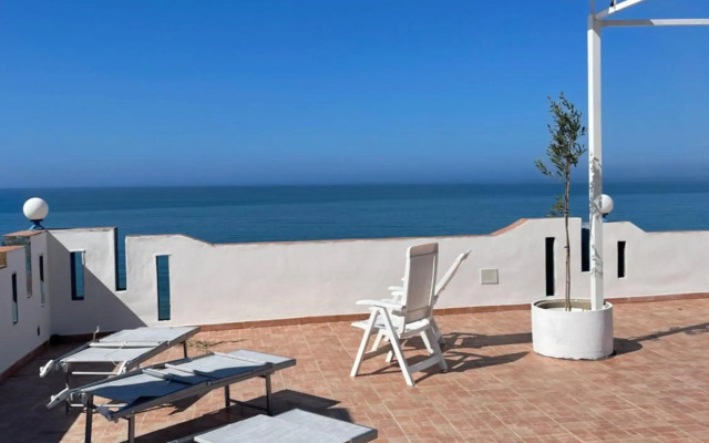Hotel Miramare Garzia