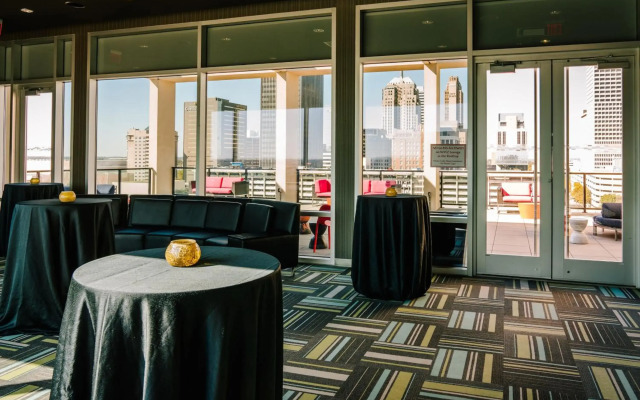 Aloft Oklahoma City Downtown - Bricktown