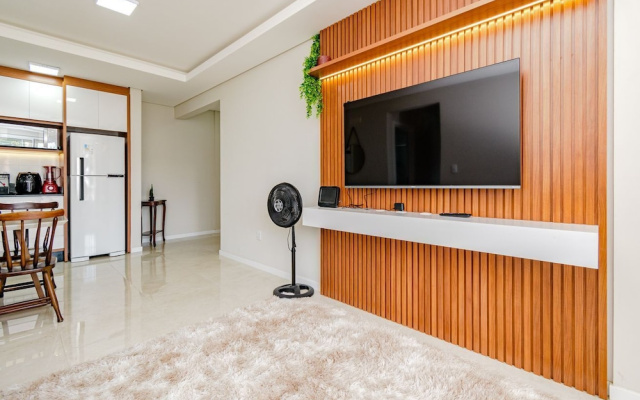 Apartamento c Churrasqueira e 2 Vagas nos Ingleses
