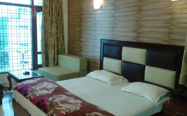 Hotel Paradise Continental