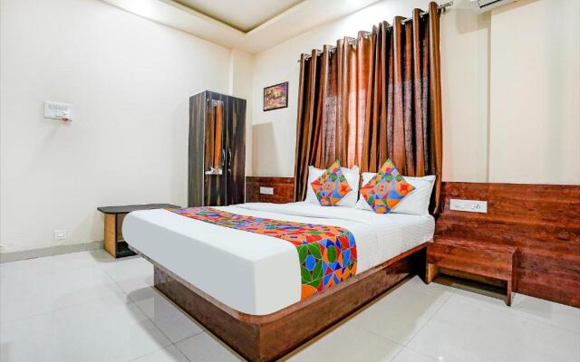 Fabhotel Himalay Guest House