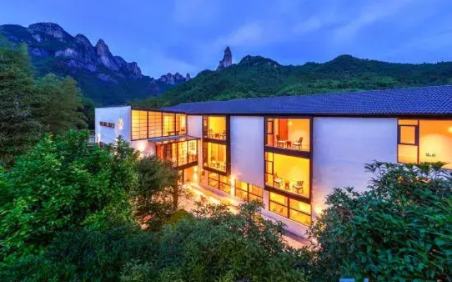 Xianju Hesu Shanju Platinum Homestay