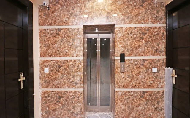 Collection O 74986 Hotel Sky Villas Near Palam Metro Station