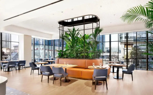 GRAVITY JOSUN Seoul Pangyo, Autograph Collection