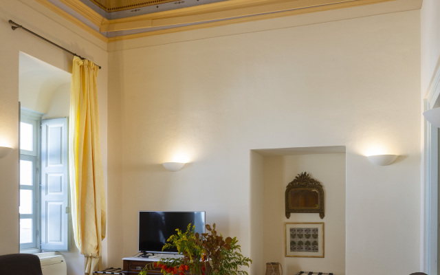 Aria Lito Mansion