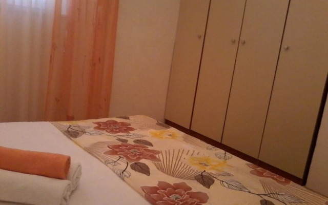 Mari - Barbecue - A1lile