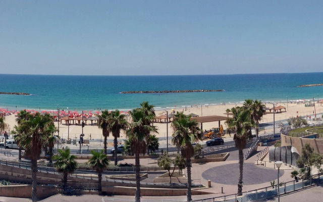 TLV 88 Sea Hotel