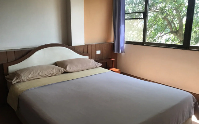 Sirimongkol Hotel