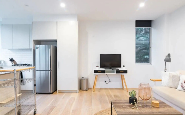 Brand New 2 Bedroom Bondi Apartment