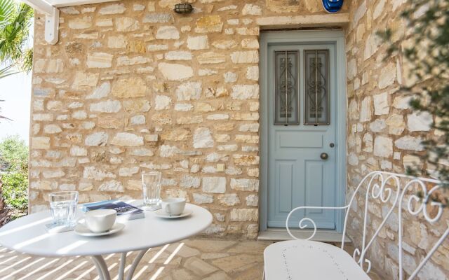 Eclectic island villa - gorgeous sea views, garden by VillaRentalsgr